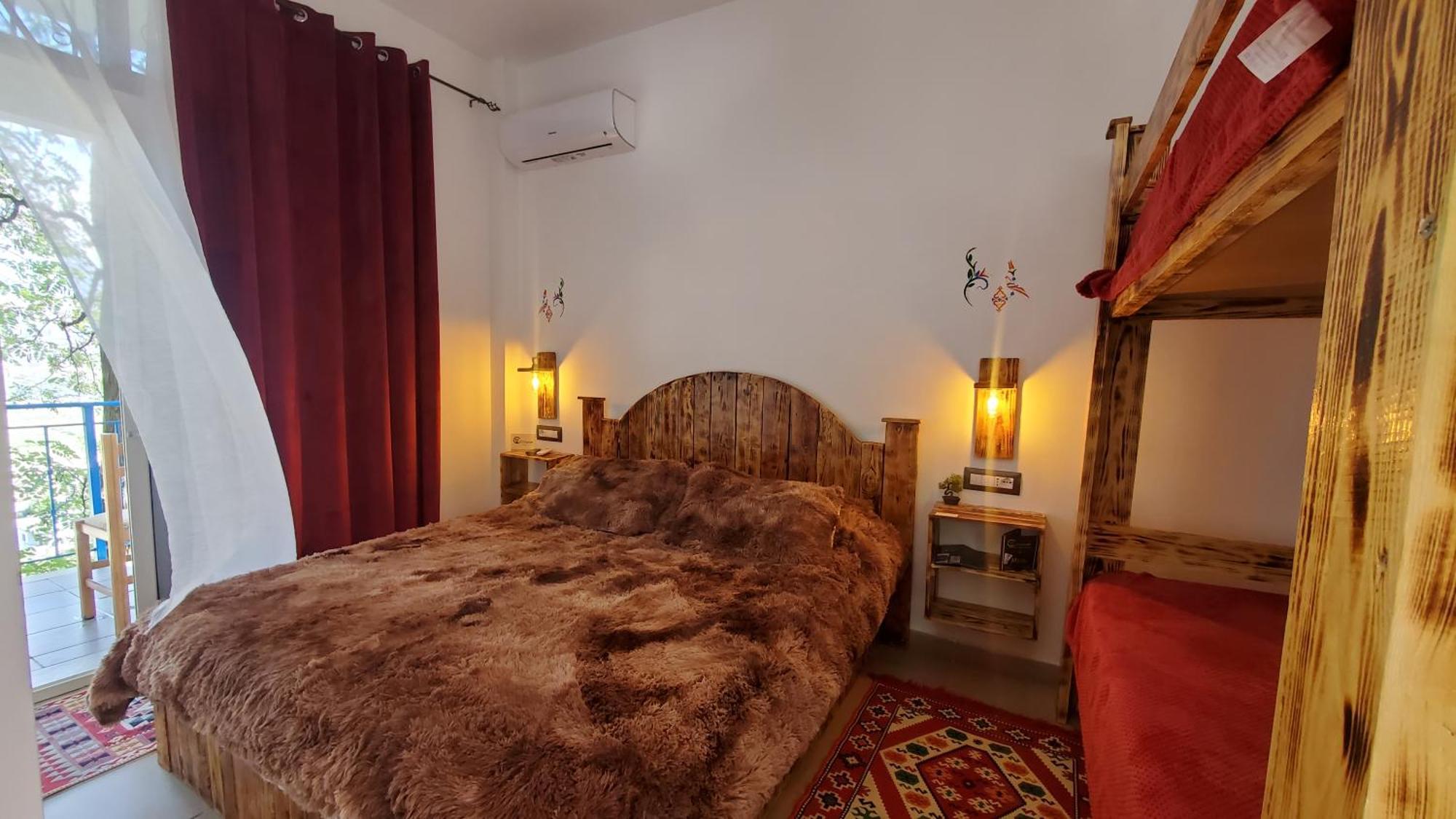 Clockwise Guestrooms Gjirokastër Exterior foto