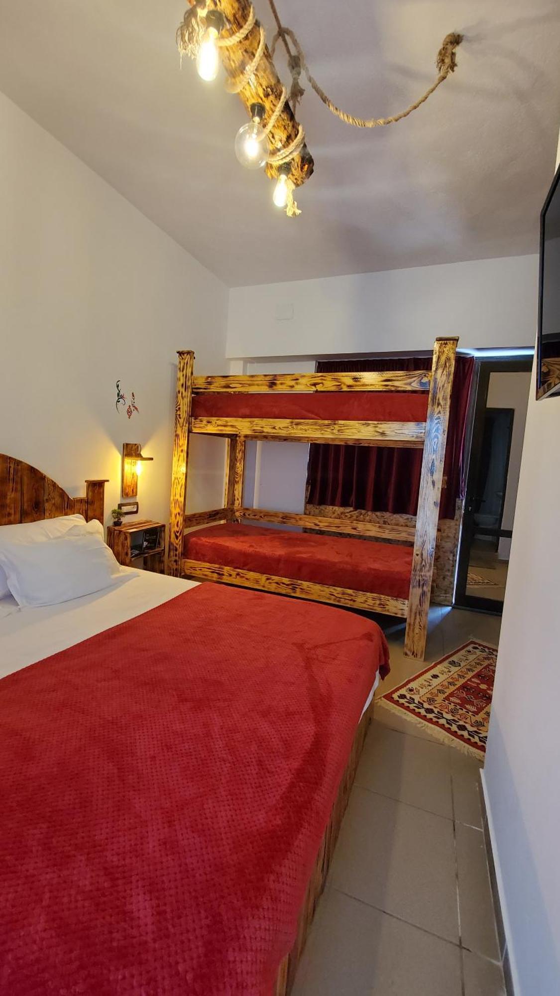 Clockwise Guestrooms Gjirokastër Zimmer foto